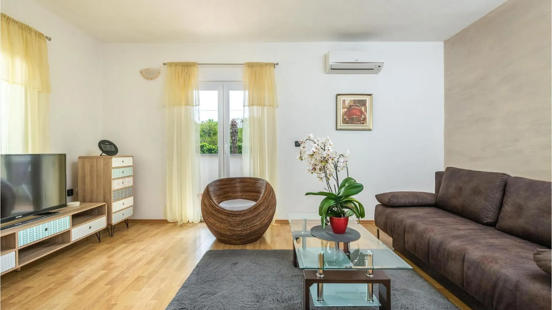 Feriehus Lovely Home In Labin With Kitchen